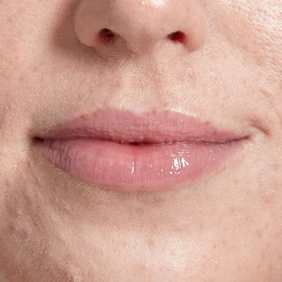 $1 NYX Professional Makeup Butter Gloss Lipgloss Lip Gloss Creme Brulee Natural - Picture 7 of 11